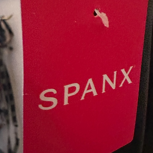 SPANX Faux Leather Sheath Dress ⭐️NWT⭐️ Medium - Picture 6 of 9